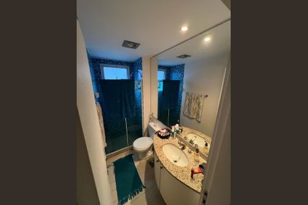 Apartamento à venda com 114m², 3 quartos e 2 vagas Apartamento à venda com 114m², 3 quartos e 2 vagasBanheiro