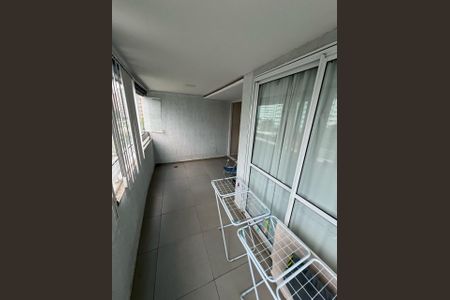 Apartamento à venda com 114m², 3 quartos e 2 vagas Apartamento à venda com 114m², 3 quartos e 2 vagasVaranda