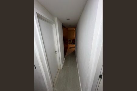Corredor de apartamento à venda com 3 quartos, 114m² em Barra da Tijuca, Rio de Janeiro