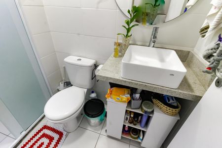 Apartamento para alugar com 46m², 2 quartos e 1 vaga Apartamento para alugar com 46m², 2 quartos e 1 vagaBanheiro
