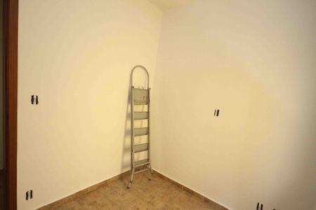 Casa à venda com 180m², 3 quartos e 5 vagasQuarto 02