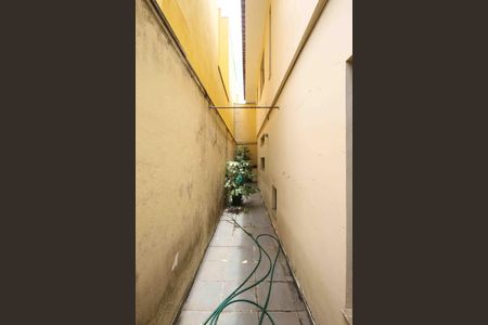 Casa à venda com 180m², 3 quartos e 5 vagasCorredor