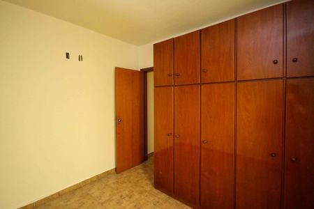 Casa à venda com 180m², 3 quartos e 5 vagasQuarto