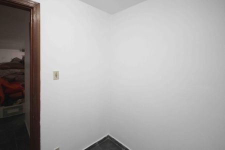 Casa à venda com 180m², 3 quartos e 5 vagasQuarto de Serviço