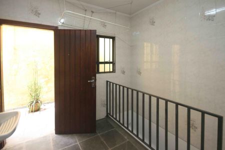 Casa à venda com 180m², 3 quartos e 5 vagasÁrea de Serviço