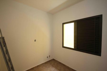 Casa à venda com 180m², 3 quartos e 5 vagasQuarto 02