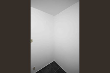 Casa à venda com 180m², 3 quartos e 5 vagasQuarto de Serviço