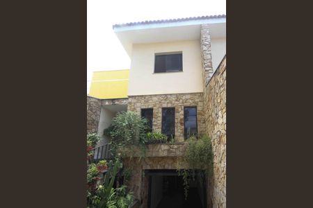 Casa à venda com 180m², 3 quartos e 5 vagasFrente da casa