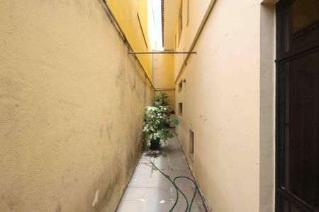 Casa à venda com 180m², 3 quartos e 5 vagasCorredor