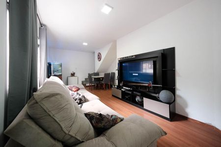 Sala de casa à venda com 3 quartos, 111m² em Cidade Patriarca, São Paulo