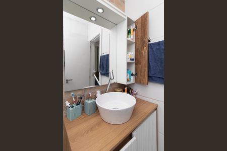 Apartamento para alugar com 64m², 2 quartos e sem vagaBanheiro