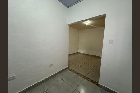 Cozinha de casa para alugar com 1 quarto, 45m² em Jardim Julio, Barueri