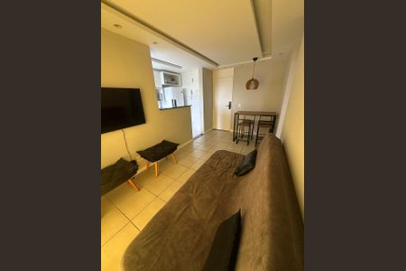 Sala de apartamento para alugar com 2 quartos, 46m² em Jacarepaguá, Rio de Janeiro
