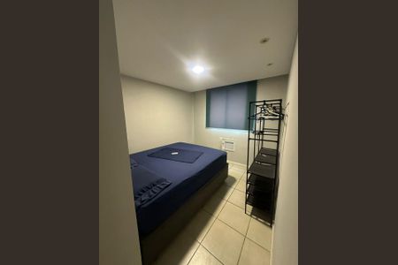 Quarto de apartamento para alugar com 2 quartos, 46m² em Jacarepaguá, Rio de Janeiro
