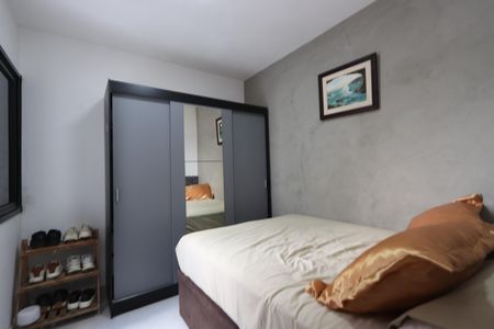 Quarto de apartamento à venda com 1 quarto, 48m² em Vila Lucia, São Paulo