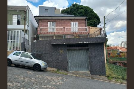 Casa à venda com 142m², 3 quartos e 1 vaga