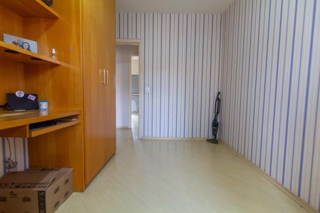 Casa de condomínio à venda com 175m², 3 quartos e 4 vagasQuarto 2