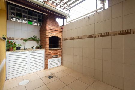 Casa de condomínio à venda com 175m², 3 quartos e 4 vagasÁrea de Serviço