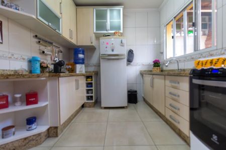 Casa de condomínio à venda com 175m², 3 quartos e 4 vagasCozinha