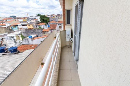Casa de condomínio à venda com 175m², 3 quartos e 4 vagasVaranda