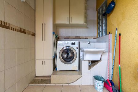 Casa de condomínio à venda com 175m², 3 quartos e 4 vagasÁrea de Serviço