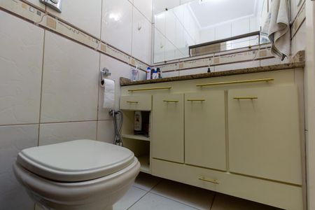 Casa de condomínio à venda com 175m², 3 quartos e 4 vagasBanheiro 1