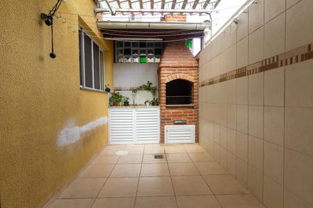 Casa de condomínio à venda com 175m², 3 quartos e 4 vagasÁrea de Serviço