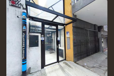 Studio para alugar com 24m², 1 quarto e sem vaga Studio para alugar com 24m², 1 quarto e sem vagaFachada + Plaquinha