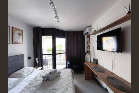 Quarto de kitnet/studio para alugar com 1 quarto, 24m² em Liberdade, São Paulo