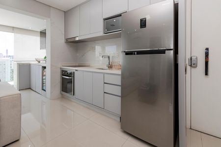 Cozinha de apartamento à venda com 1 quarto, 43m² em Cidade Monções, São Paulo