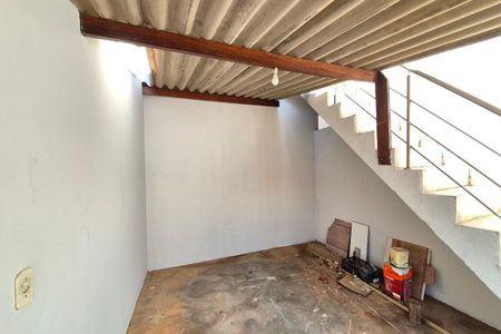 Garagem  de casa para alugar com 2 quartos, 78m² em Jardim Sao Domingos, Campinas