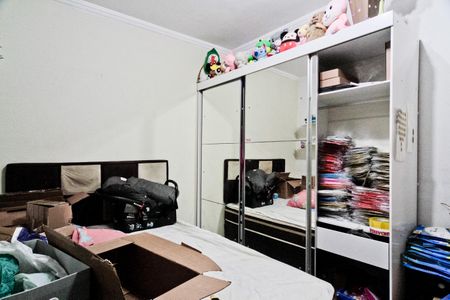 Casa à venda com 210m², 2 quartos e 2 vagas Casa à venda com 210m², 2 quartos e 2 vagasSuíte