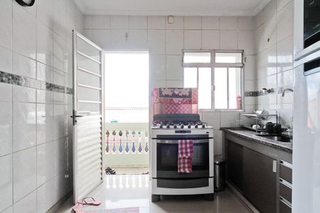 Casa à venda com 210m², 2 quartos e 2 vagas Casa à venda com 210m², 2 quartos e 2 vagasCozinha