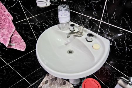 Casa à venda com 210m², 2 quartos e 2 vagas Casa à venda com 210m², 2 quartos e 2 vagasBanheiro da Suíte