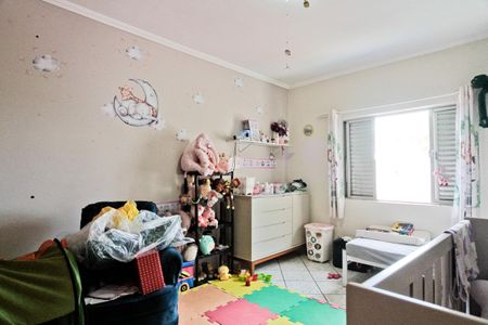 Casa à venda com 210m², 2 quartos e 2 vagas Casa à venda com 210m², 2 quartos e 2 vagasQuarto 2