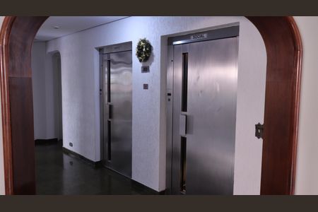 Apartamento para alugar com 30m², 1 quarto e 1 vagaHall dos Elevadores