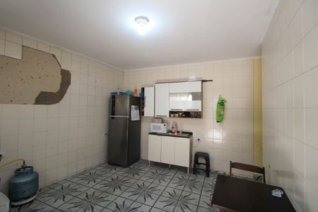 Casa à venda com 140m², 2 quartos e 3 vagas Casa à venda com 140m², 2 quartos e 3 vagasCozinha