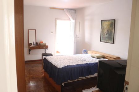 Casa à venda com 1200m², 3 quartos e 4 vagasQuarto 1