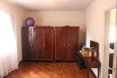 Casa à venda com 1200m², 3 quartos e 4 vagasSuíte