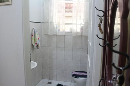 Casa à venda com 1200m², 3 quartos e 4 vagasBanheiro 2