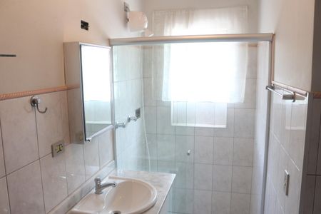 Casa à venda com 1200m², 3 quartos e 4 vagasBanheiro da Suíte
