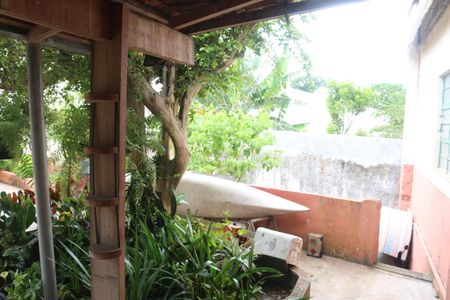 Casa à venda com 1200m², 3 quartos e 4 vagasQuintal