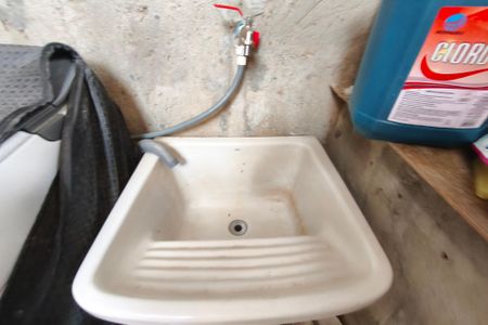 Casa à venda com 70m², 3 quartos e 1 vagaÁrea de Serviço