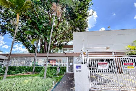 Apartamento para alugar com 35m², 1 quarto e 1 vagaFachada com Plaquinha