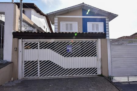 Casa à venda com 152m², 3 quartos e 2 vagasFachada