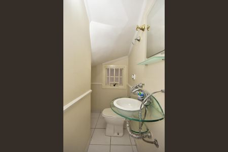 Casa à venda com 152m², 3 quartos e 2 vagasLavabo