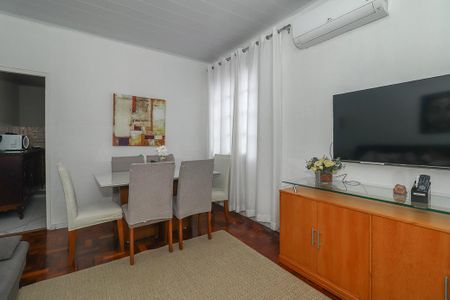 Sala de apartamento à venda com 3 quartos, 98m² em Auxiliadora, Porto Alegre