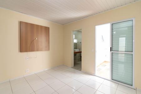 Casa para alugar com 80m², 2 quartos e 1 vagaSuíte