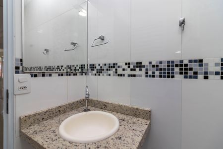 Casa para alugar com 80m², 2 quartos e 1 vagaBanheiro 2