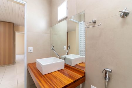 Casa para alugar com 80m², 2 quartos e 1 vagaBanheiro da Suíte